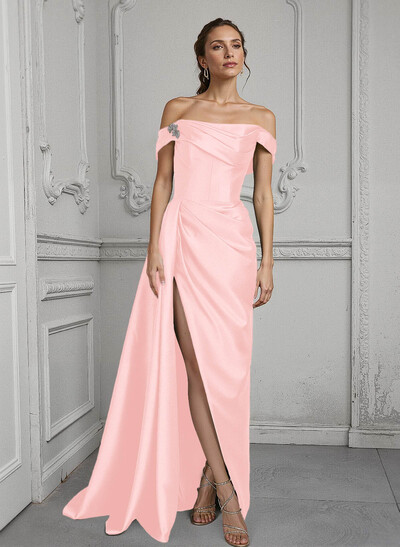 Off-The-Shoulder Sleeveless Satin Mother Of The Bride Dresses With Split Front