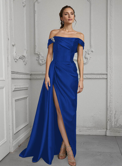 Off-The-Shoulder Sleeveless Satin Mother Of The Bride Dresses With Split Front