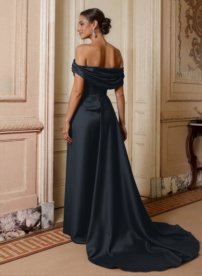 Off-The-Shoulder Sleeveless Satin Mother Of The Bride Dresses With Split Front