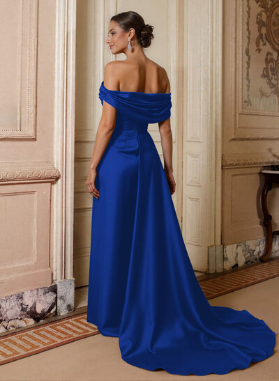 Off-The-Shoulder Sleeveless Satin Mother Of The Bride Dresses With Split Front