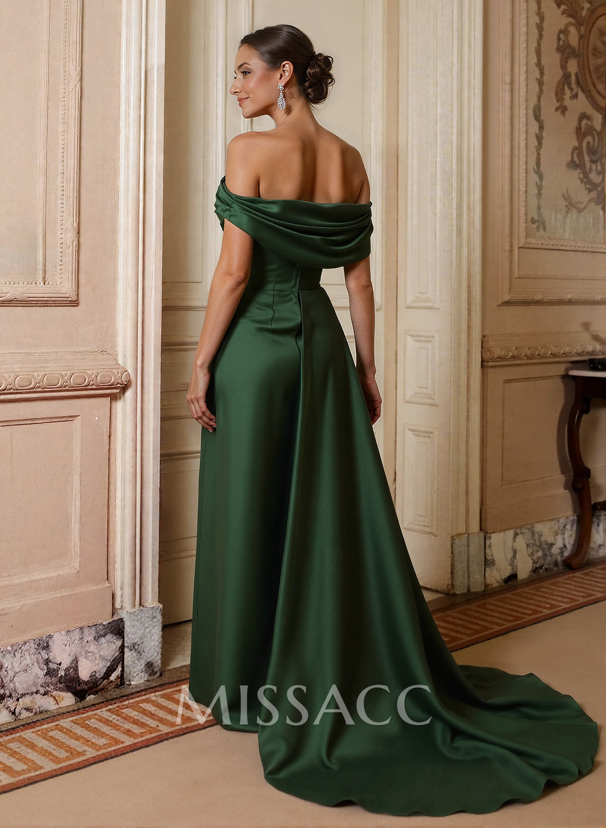 Off-The-Shoulder Sleeveless Satin Mother Of The Bride Dresses With Split Front