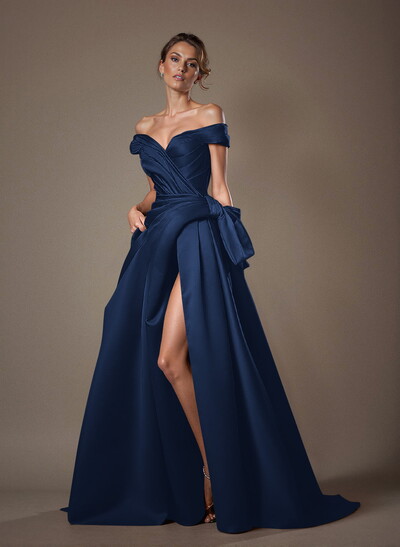 Off-The-Shoulder Sleeveless Satin Mother Of The Bride Dresses With Split Front