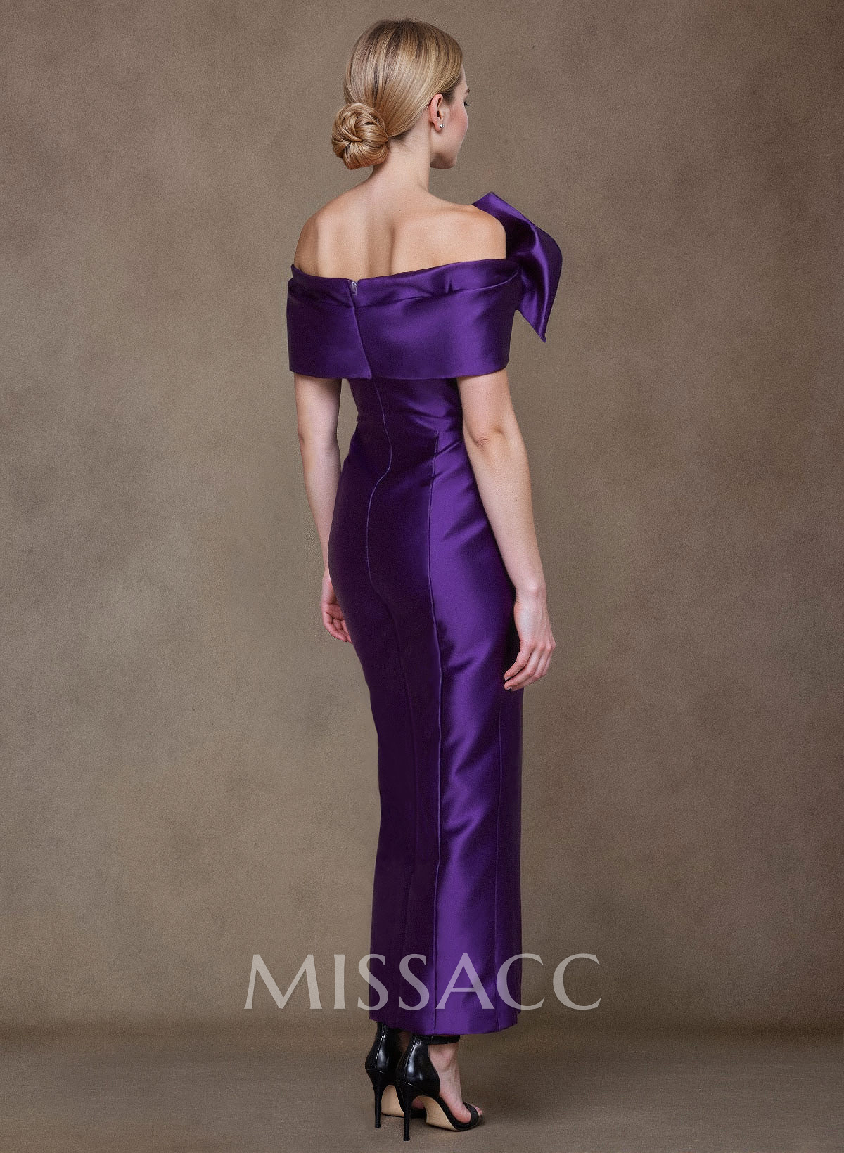 Sheath/Column Off-The-Shoulder Satin Mother Of The Bride Dresses Sheath/Column Off-The-Shoulder Satin Mother Of The Bride Dresses