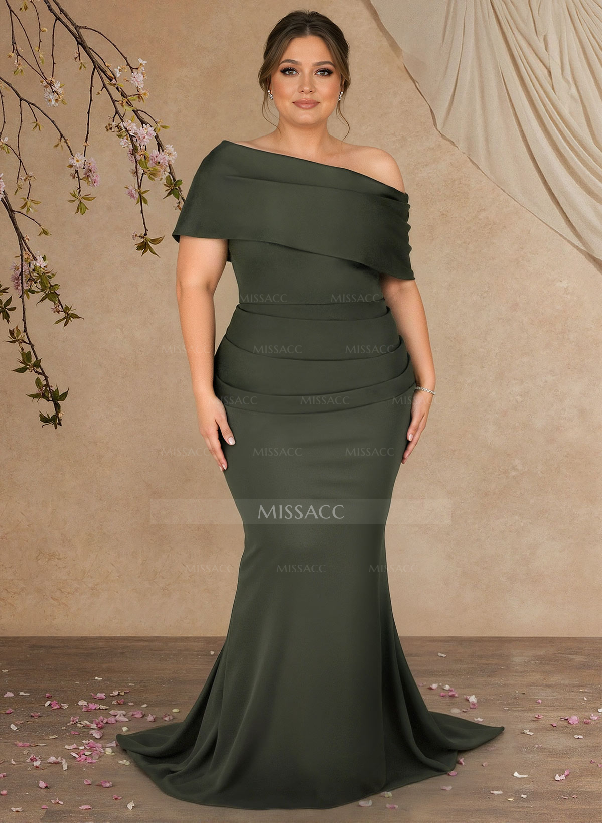 Trumpet/Mermaid Asymmetrical Neck Elastic Satin Mother Of The Bride Dresses