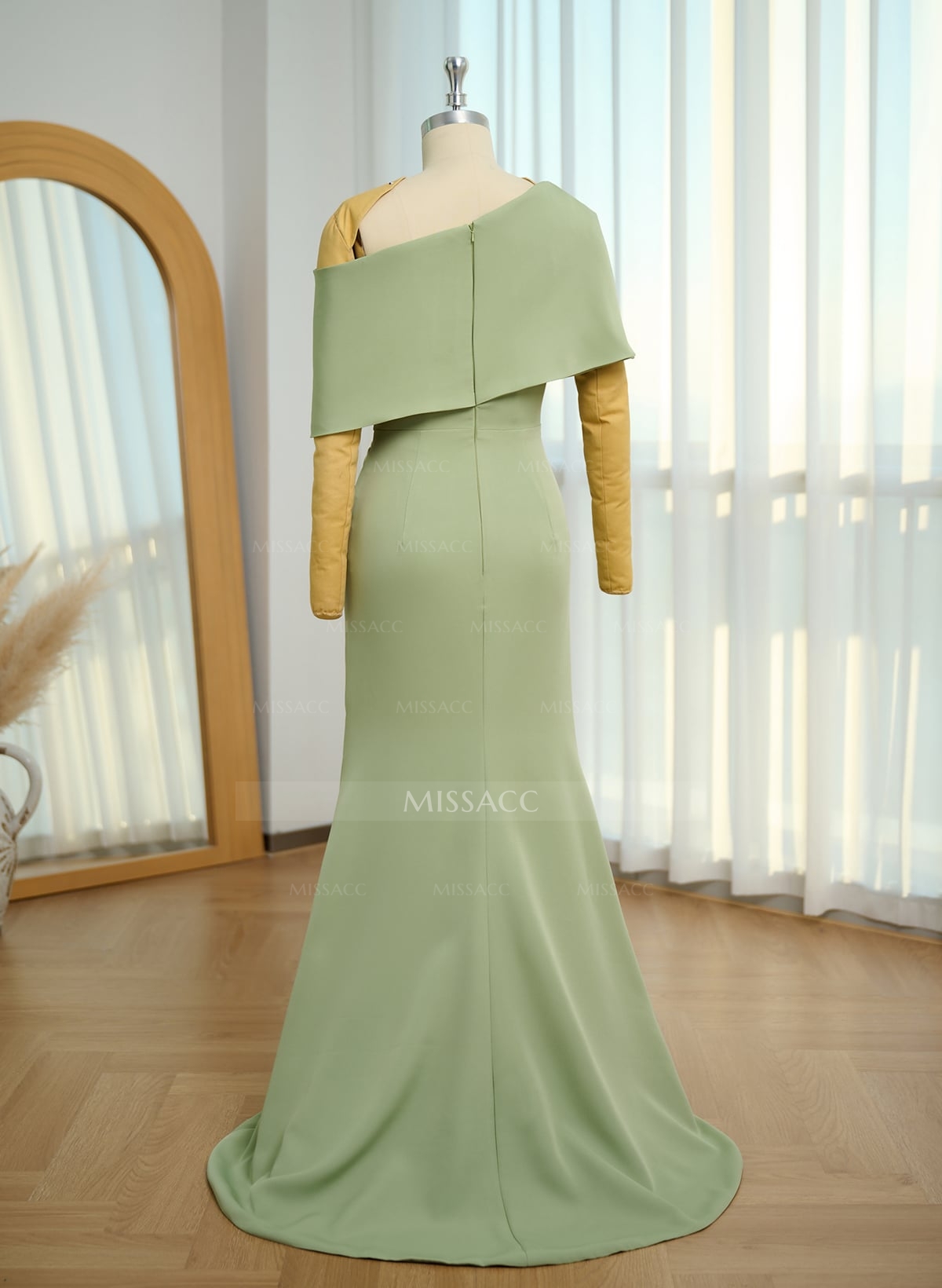 Trumpet/Mermaid Asymmetrical Neck Elastic Satin Mother Of The Bride Dresses