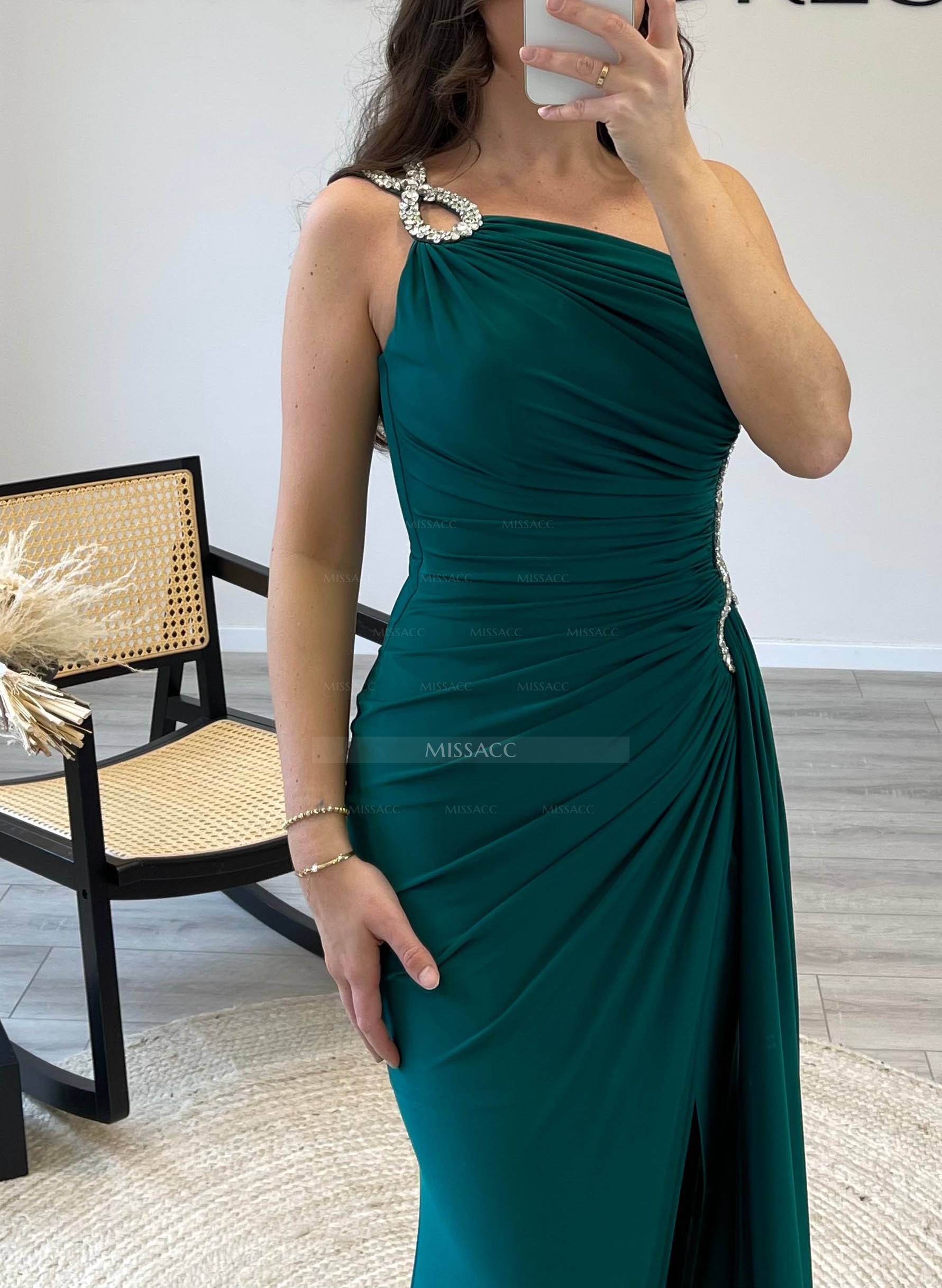 One-Shoulder Sparkly Pleated Slit Mother Of The Bride Dresses