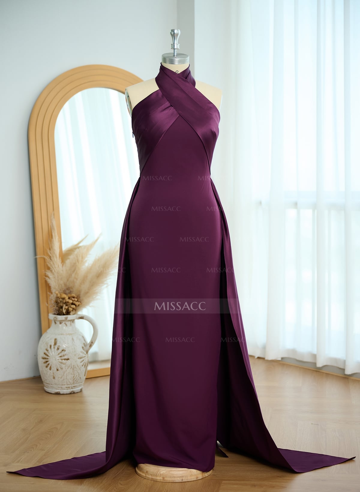 Halter Sleeveless Floor-Length Mother Of The Bride Dresses
