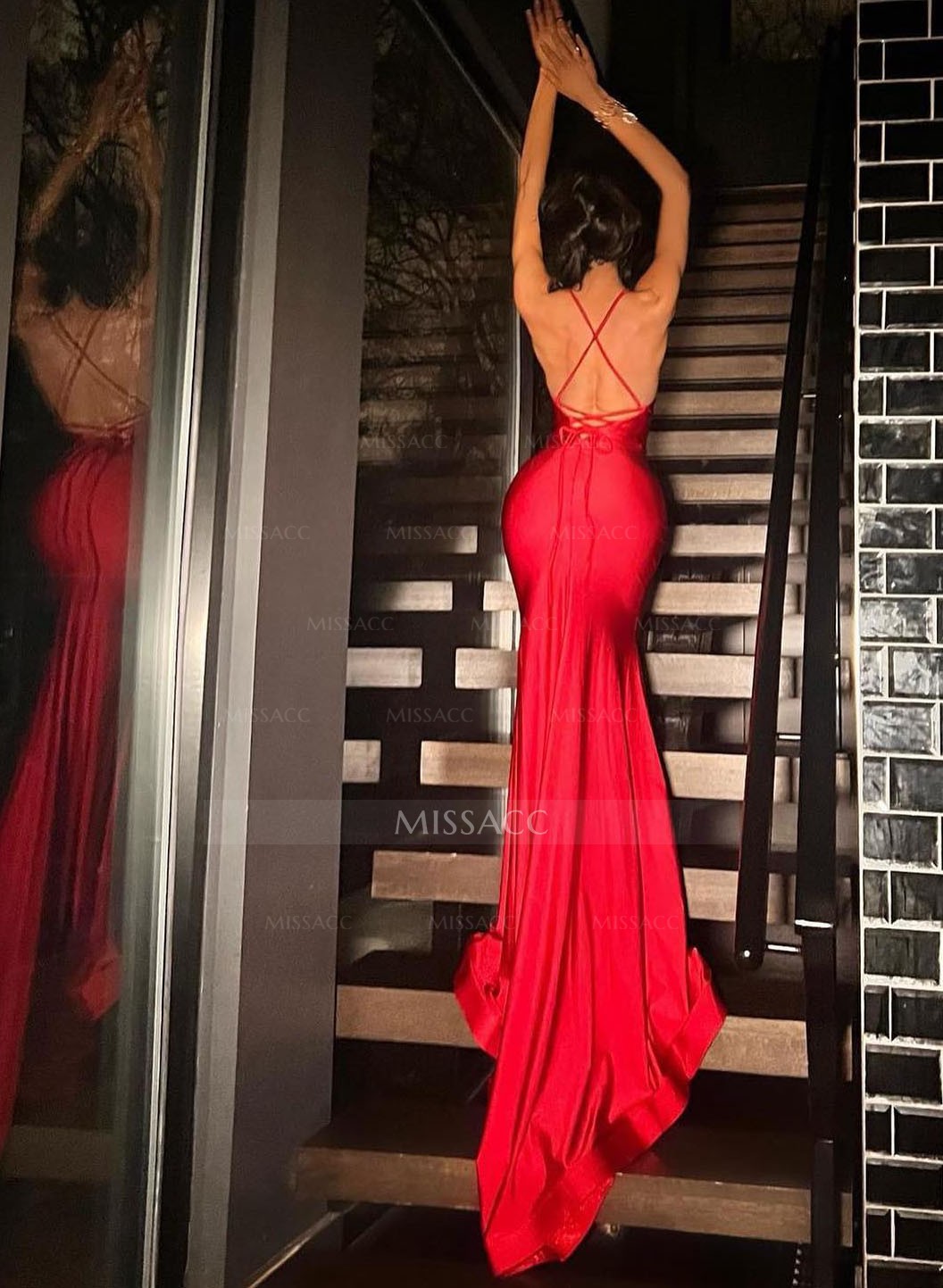 Sexy Open Back Trumpet/Mermaid V-Neck Prom Dresses