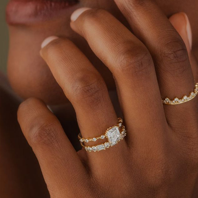 Luxurious Asscher Cut Wedding Ring For Women In Sterling Silver