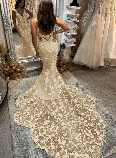 Trumpet/Mermaid V-Neck Sleeveless Court Train Lace Wedding Dresses