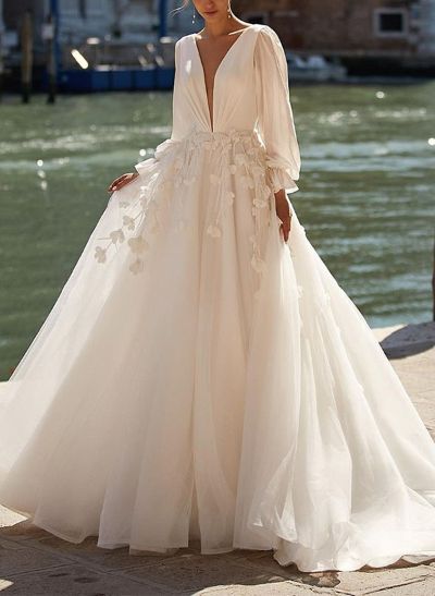 A-Line V-Neck Long Sleeves Organza Wedding Dresses With Appliques Lace