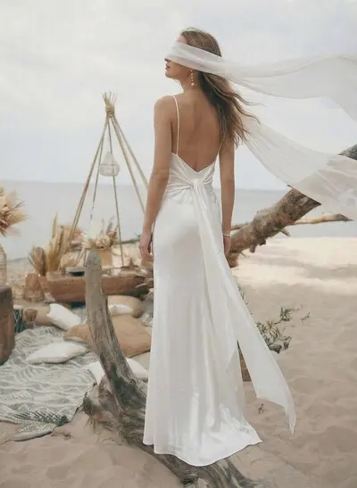 Sheath/Column V-Neck Sleeveless Floor-Length Wedding Dresses