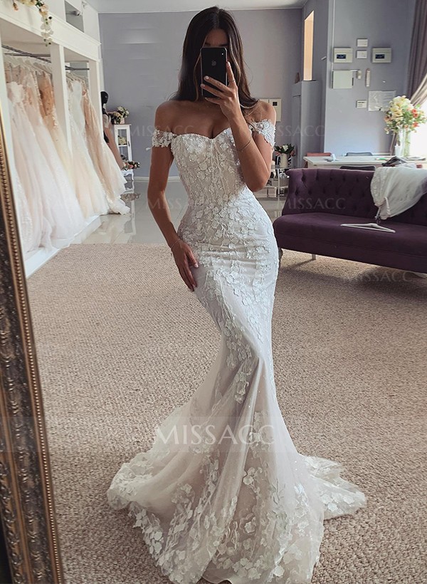 Trumpet/Mermaid Off-The-Shoulder Sleeveless Lace Wedding Dresses