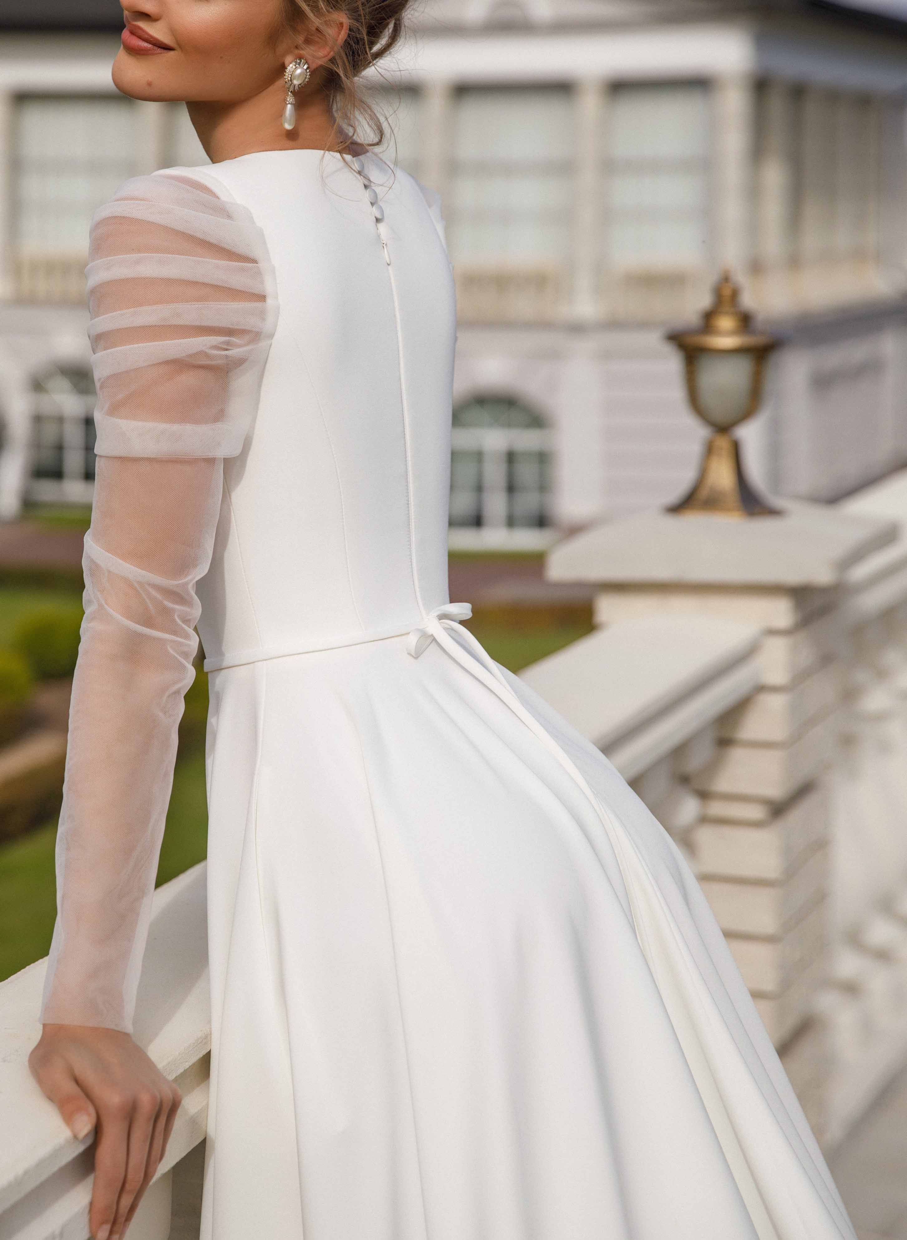 Simple Long Sleeves Wedding Dresses With Split Front