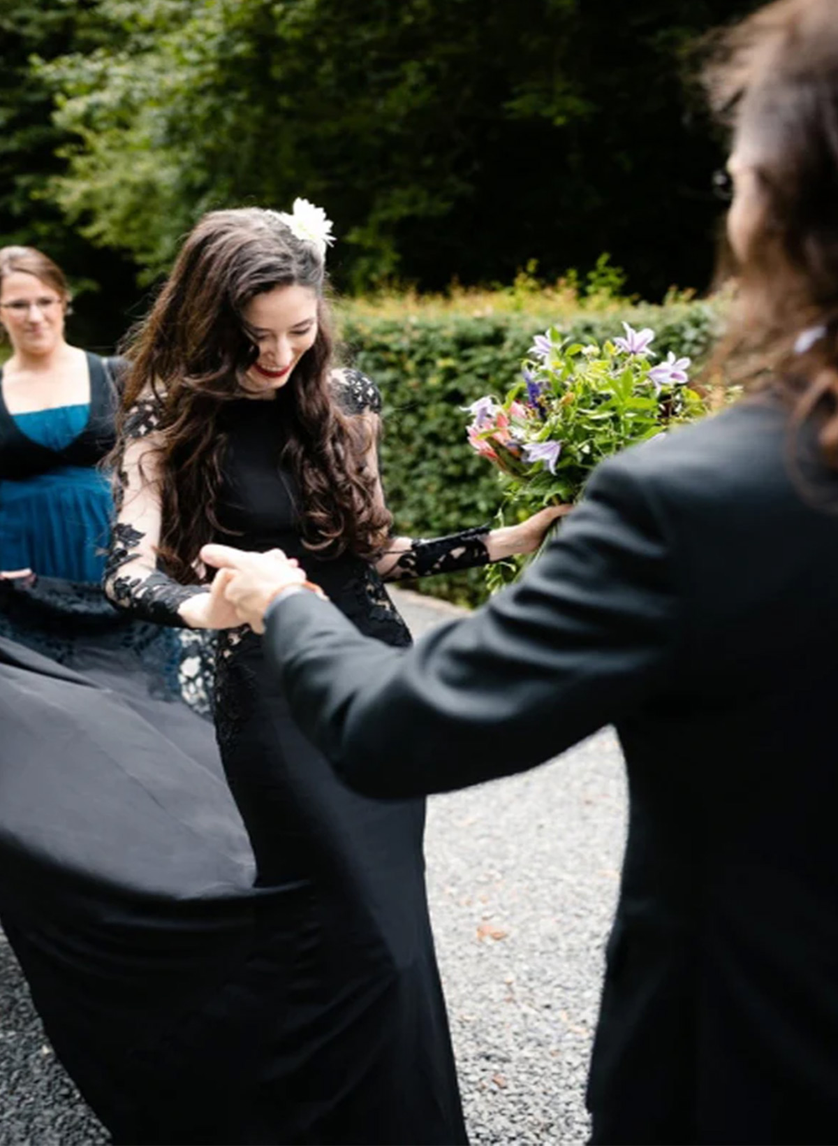 Trumpet/Mermaid Scoop Neck Long Sleeves Lace/Satin Black Wedding Dresses