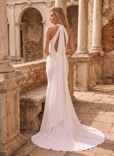 Trumpet/Mermaid Halter Sleeveless Elastic Satin Wedding Dresses