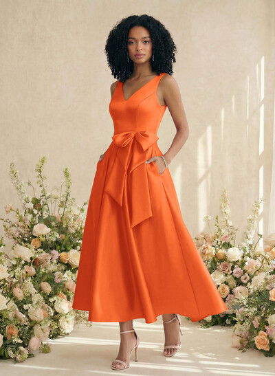 A-Line V-Neck Satin Mother Of The Bride Dresses With Bow(s)/Pockets