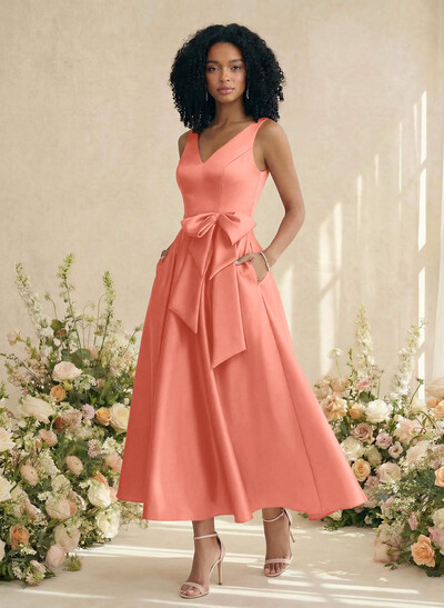 A-Line V-Neck Satin Mother Of The Bride Dresses With Bow(s)/Pockets