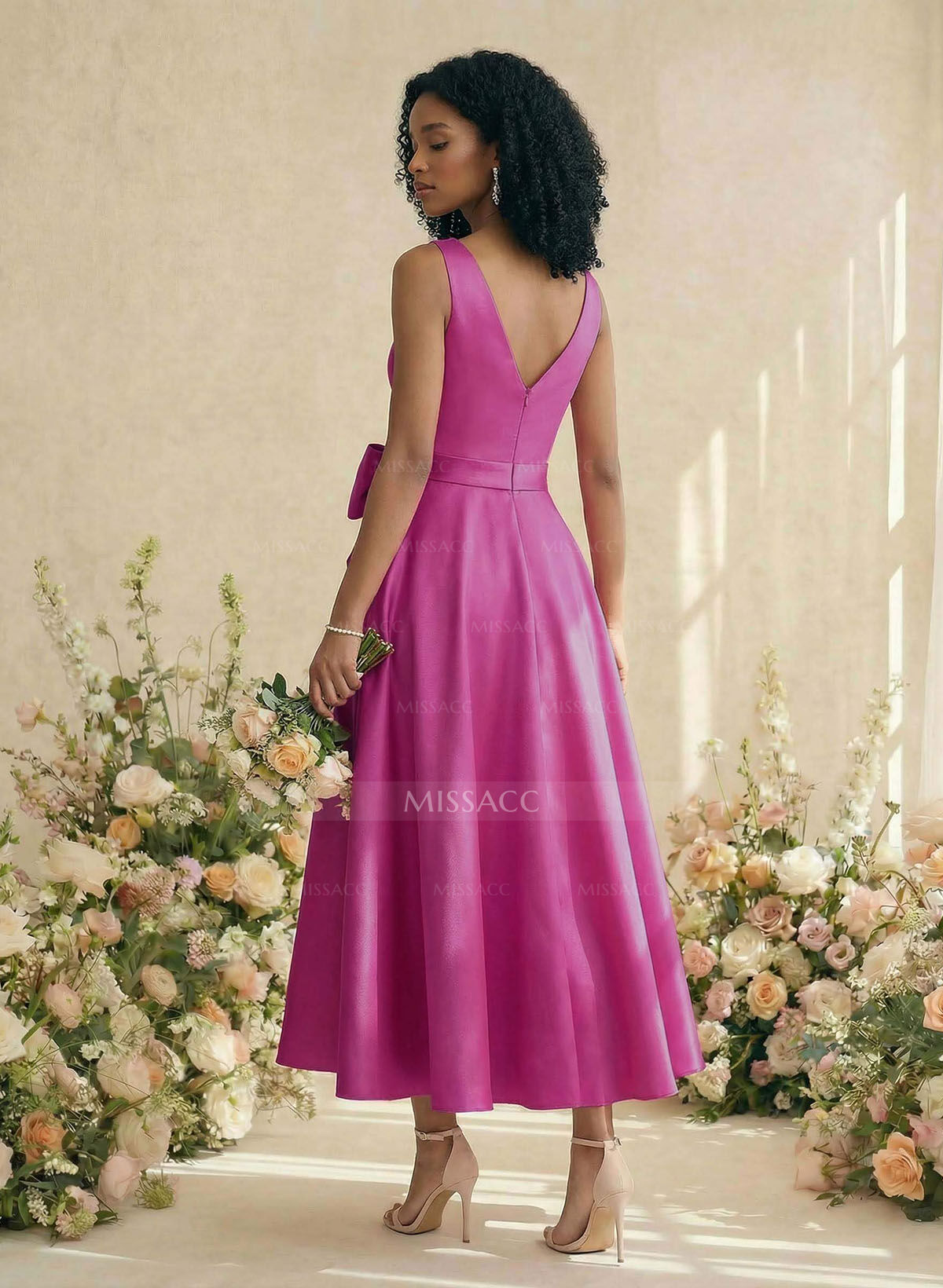 A-Line V-Neck Satin Mother Of The Bride Dresses With Bow(s)/Pockets