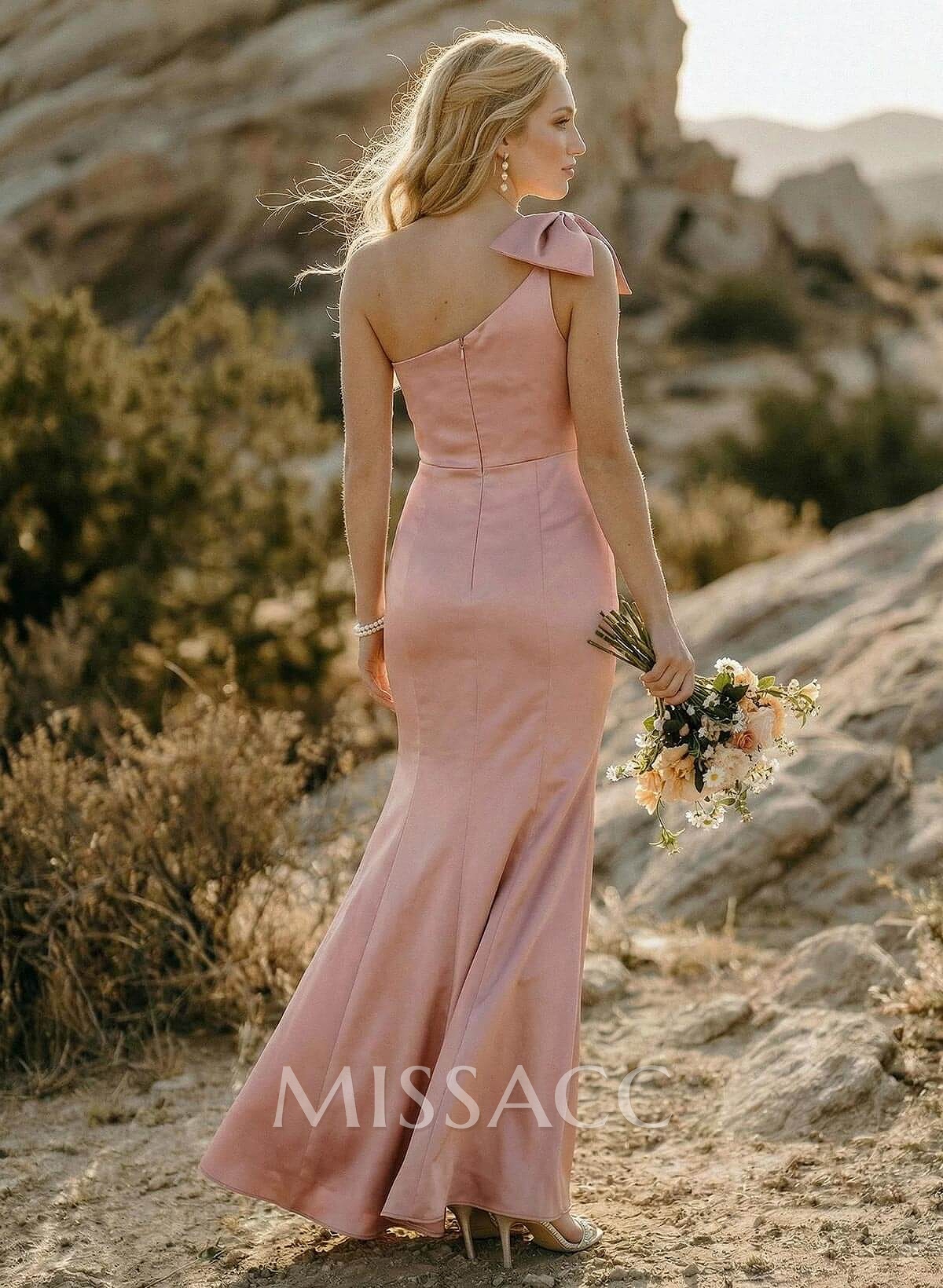Trumpet/Mermaid One-Shoulder Satin Bridesmaid Dresses With Bow(s) Trumpet/Mermaid One-Shoulder Satin Bridesmaid Dresses With Bow(s)