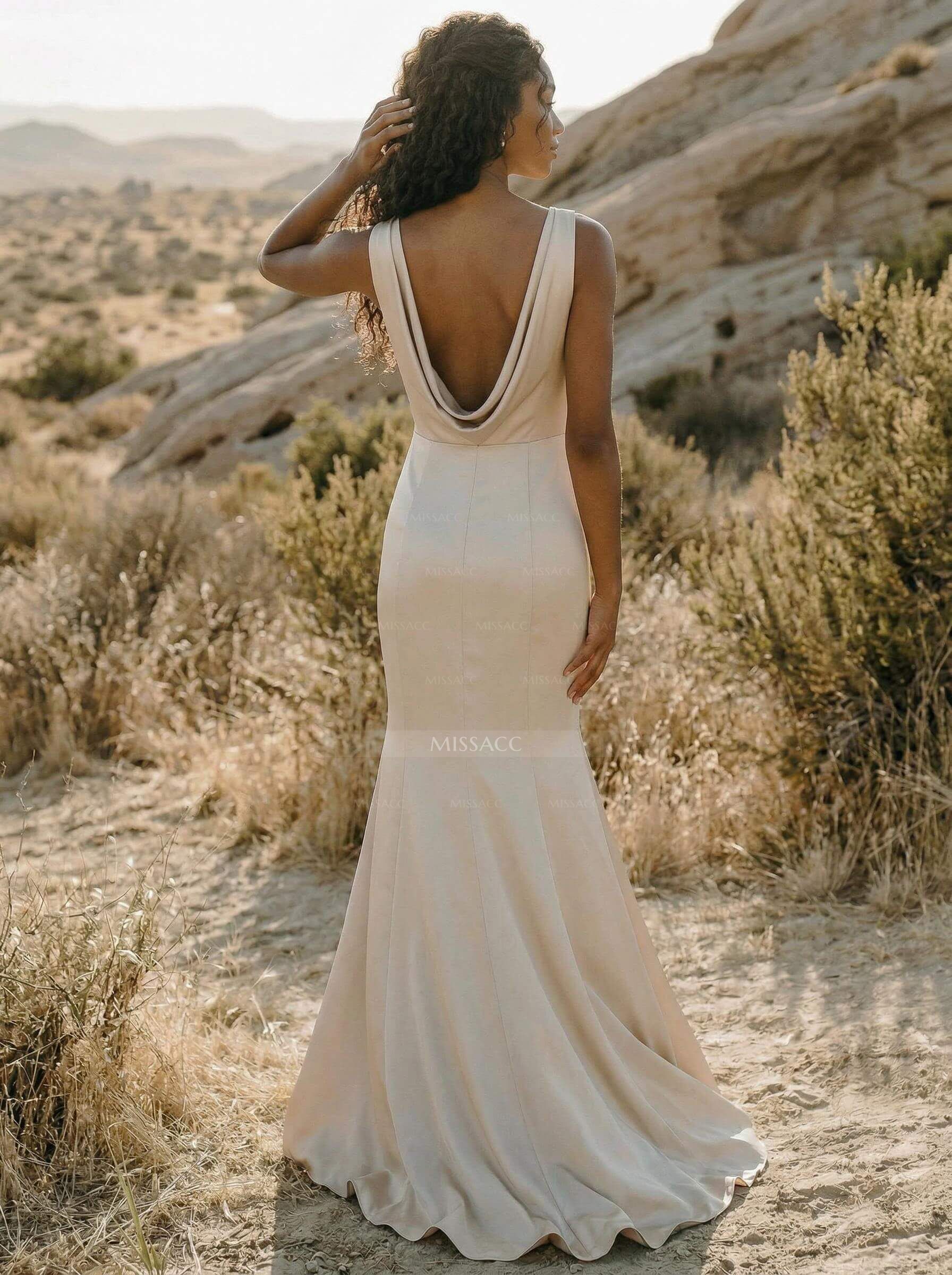 Sheath/Column Scoop Neck Silk Like Satin Bridesmaid Dresses With Split Front