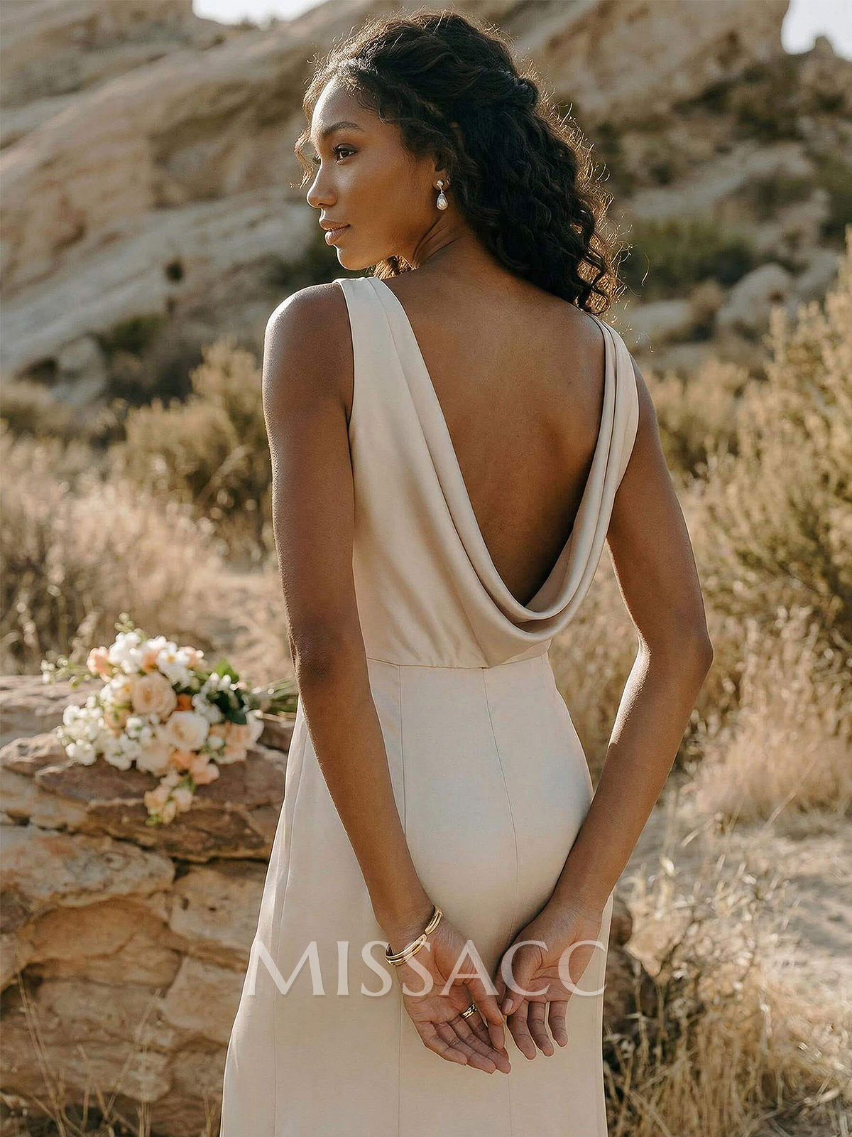Sheath/Column Scoop Neck Silk Like Satin Bridesmaid Dresses With Split Front