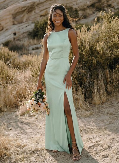Sheath/Column Scoop Neck Silk Like Satin Bridesmaid Dresses With Split Front