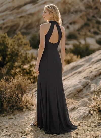 Sheath/Column Halter Chiffon Bridesmaid Dresses With Back Hole