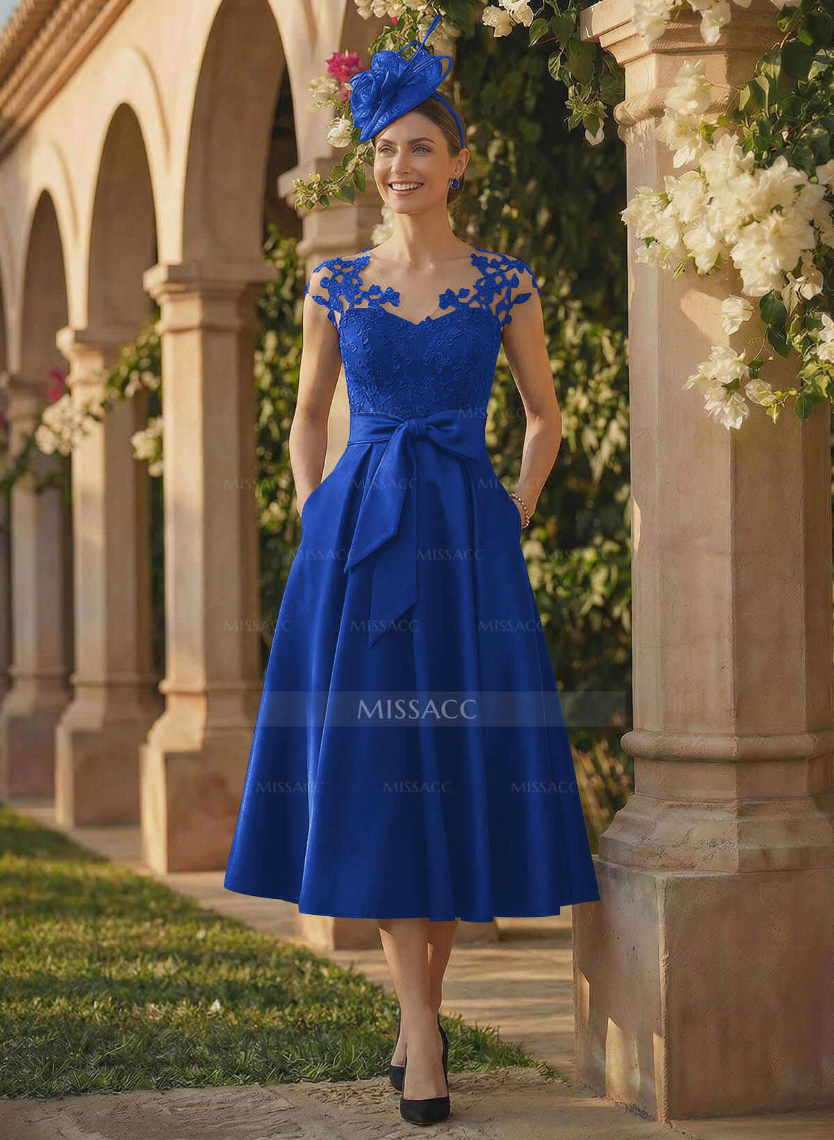 A-Line Illusion Neck Sleeveless Lace/Satin Cocktail Dresses With Bow(s)/Appliques Lace