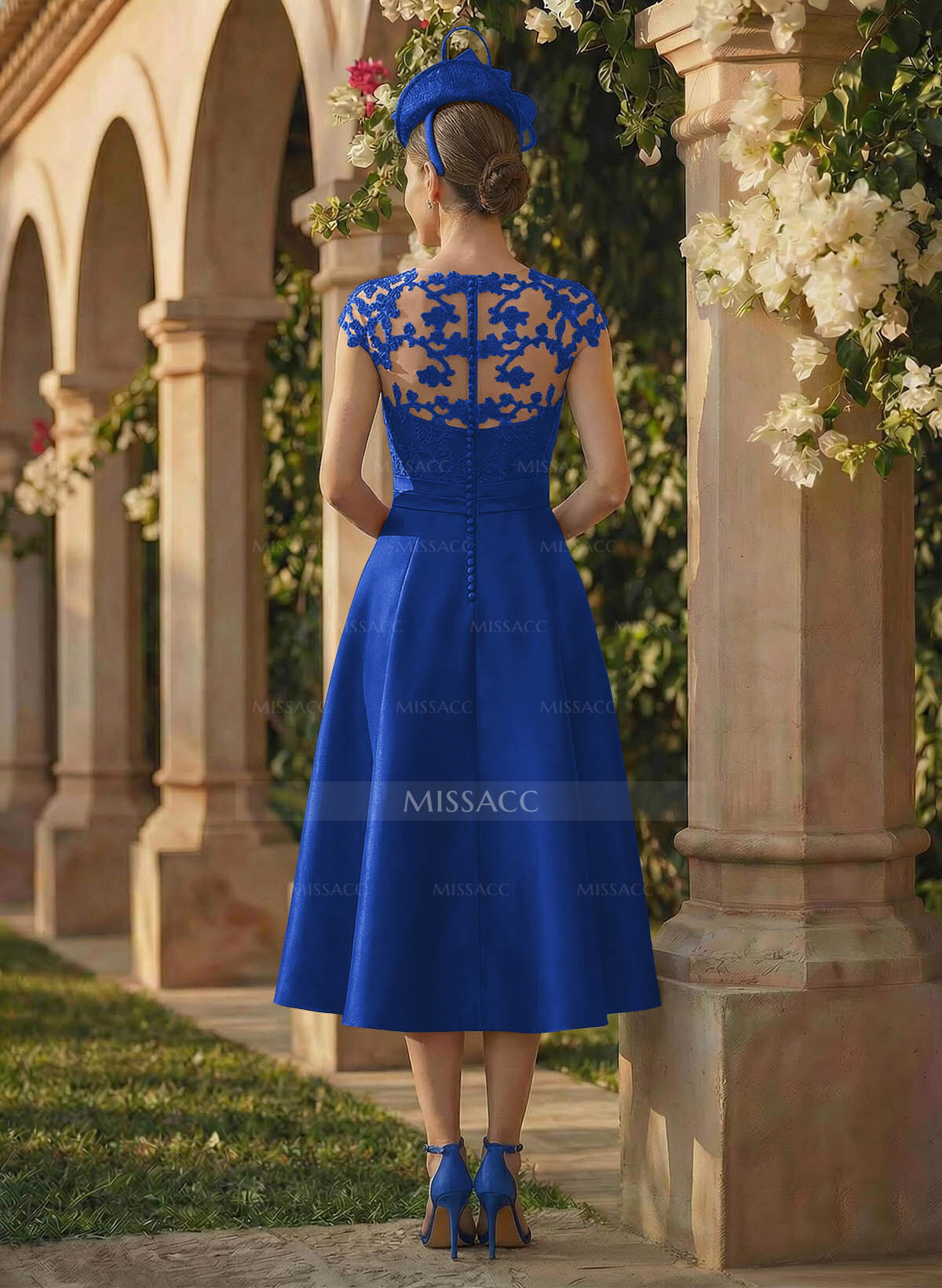 A-Line Illusion Neck Sleeveless Lace/Satin Cocktail Dresses With Bow(s)/Appliques Lace