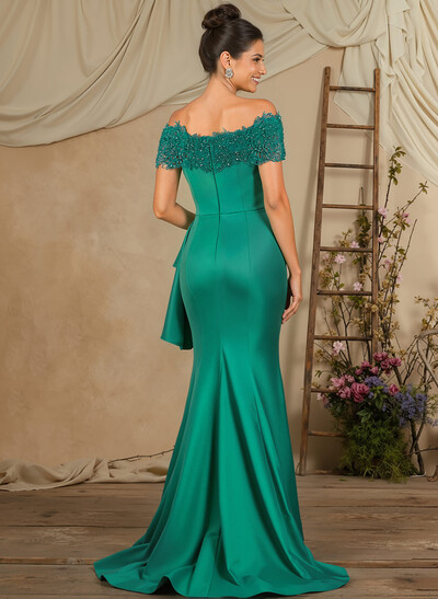 Trumpet/Mermaid Lace/Silk Like Satin Mother Of The Bride Dresses With Ruffle