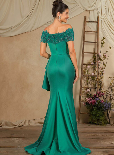 Trumpet/Mermaid Lace/Satin Mother Of The Bride Dresses With Ruffle