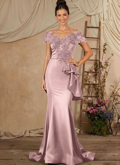 Trumpet/Mermaid Lace/Satin Mother Of The Bride Dresses With Ruffle