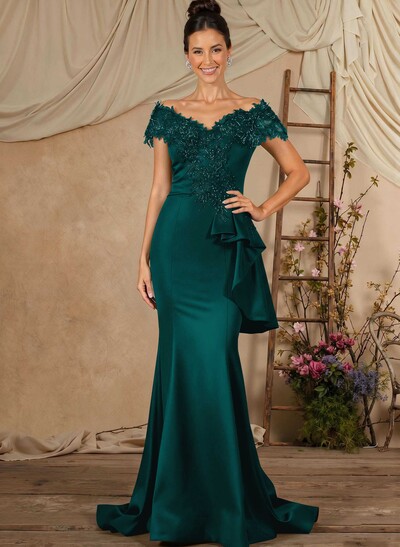 Trumpet/Mermaid Lace/Satin Mother Of The Bride Dresses With Ruffle