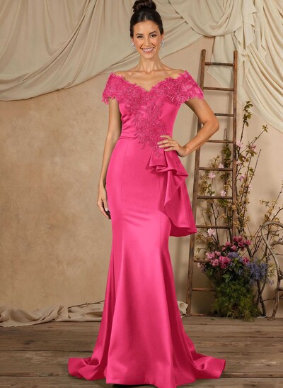 Trumpet/Mermaid Lace/Satin Mother Of The Bride Dresses With Ruffle
