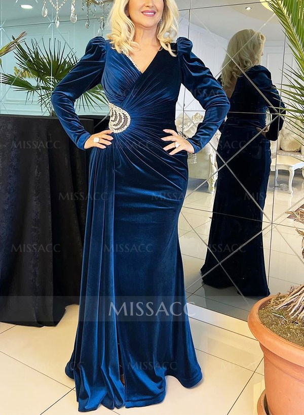 Sheath/Column V-Neck Velvet Mother Of The Bride Dresses With Rhinestone