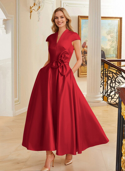 Classic V-Neck Short Sleeves Satin Mother Of The Bride Dresses With 3D Floral