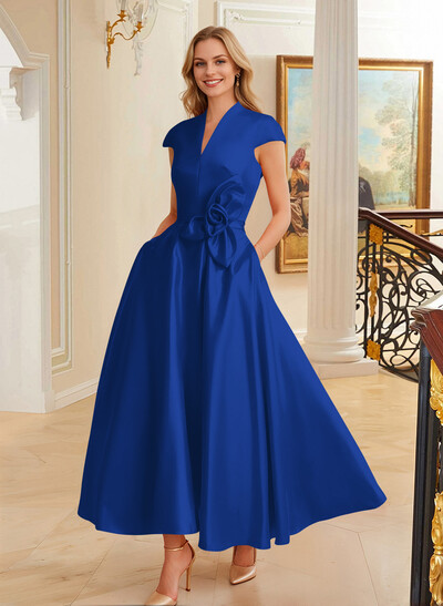 Classic V-Neck Short Sleeves Satin Mother Of The Bride Dresses With 3D Floral