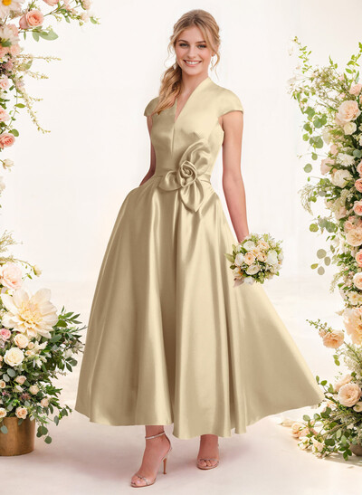 Classic V-Neck Short Sleeves Satin Mother Of The Bride Dresses With 3D Floral