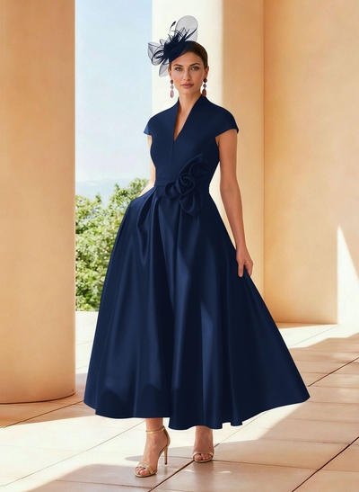 Classic V-Neck Short Sleeves Satin Mother Of The Bride Dresses With 3D Floral