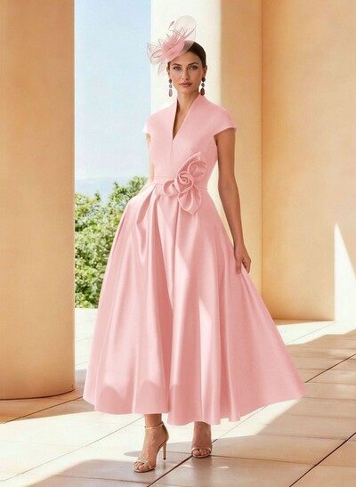 Classic V-Neck Short Sleeves Satin Mother Of The Bride Dresses With 3D Floral