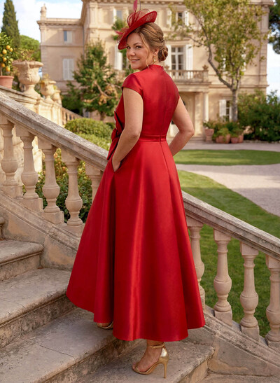 Classic V-Neck Short Sleeves Satin Mother Of The Bride Dresses With 3D Floral