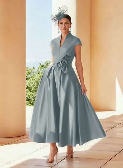 Classic V-Neck Short Sleeves Satin Mother Of The Bride Dresses With 3D Floral