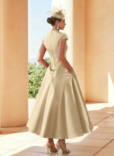 Classic V-Neck Short Sleeves Satin Mother Of The Bride Dresses With 3D Floral