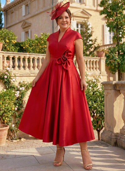 Classic V-Neck Short Sleeves Satin Mother Of The Bride Dresses With 3D Floral