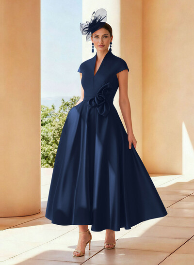 Classic V-Neck Short Sleeves Satin Mother Of The Bride Dresses With 3D Floral