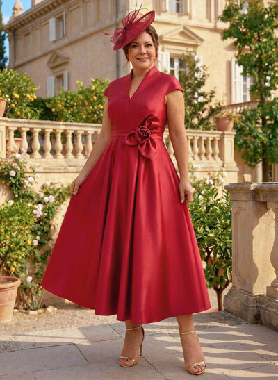 Classic V-Neck Short Sleeves Satin Mother Of The Bride Dresses With 3D Floral