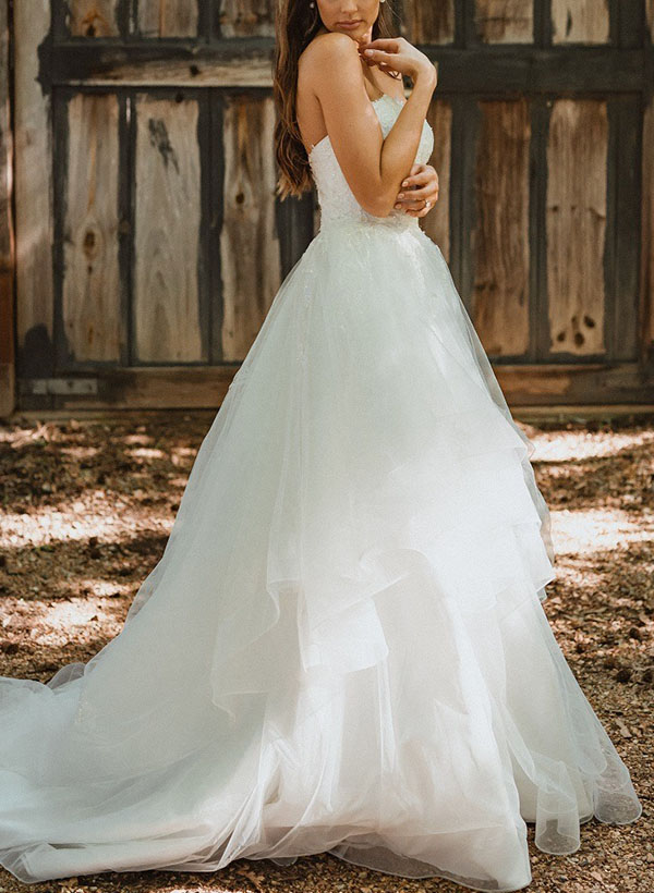 Ball-Gown Sweetheart Sleeveless Tulle Wedding Dresses With Appliques Lace