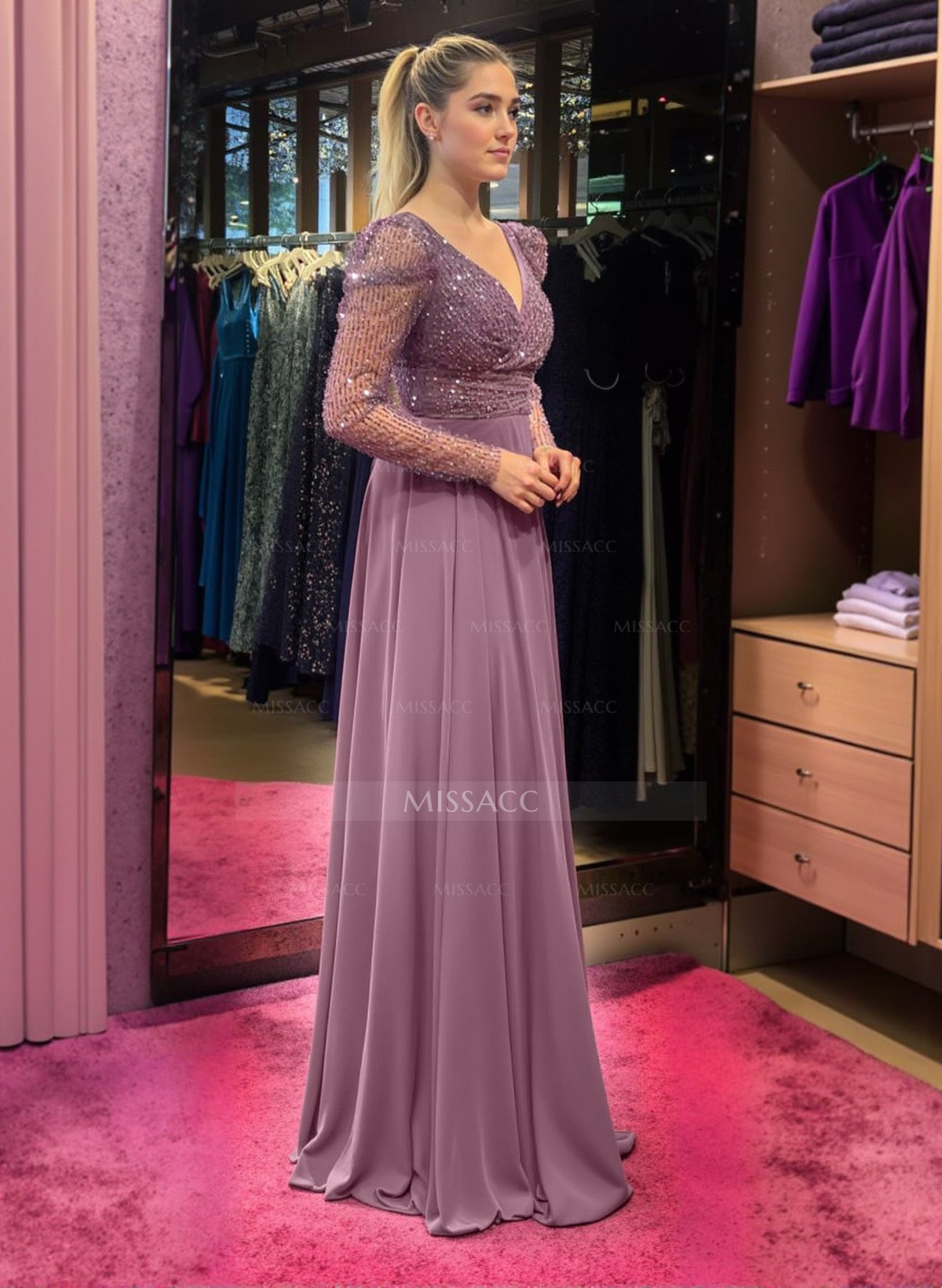 Classic A-Line V-Neck Long Sleeves Chiffon Evening Dresses With Sequins