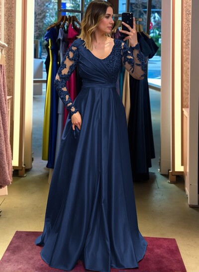 Elegant A-Line Long Sleeves Pleated Satin Evening Dresses With Lace